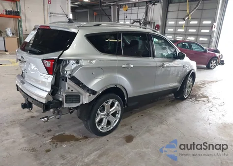 2019 Ford Escape Titanium из США, поврежденный, VIN 1FMCU9J95KUA52315